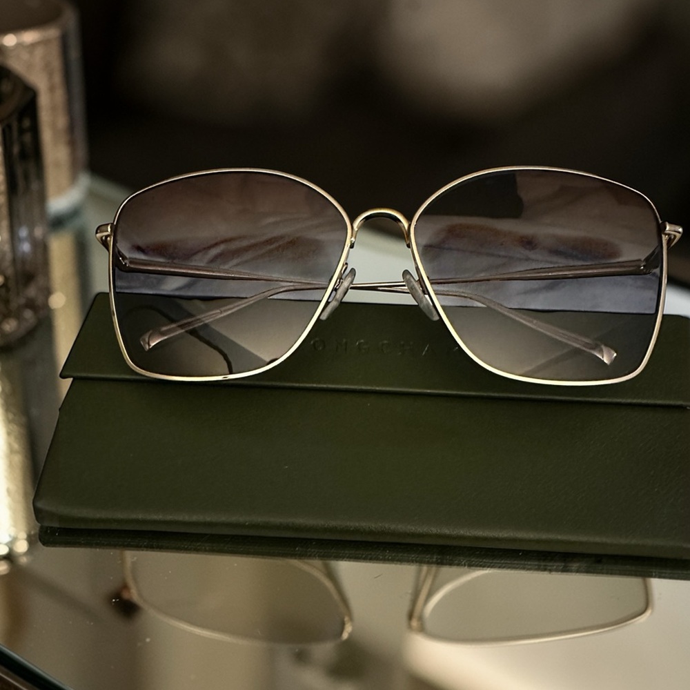 Longchamp Roseau Gradient Square Sunglasses in Gold/Smoke - Picture 5 of 8